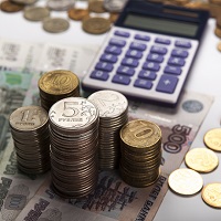 Выплаты переводчикам и экспертам за оказание услуг в ходе судопроизводства облагаются НДФЛ и взносами на ОПС и ОМС