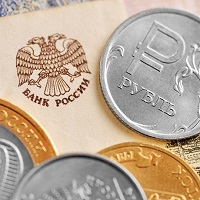Эксперты полагают, что для обеспечения роста ВВП Банку России необходимо увеличивать реальную денежную массу