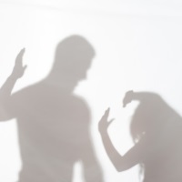 Предлагается усилить ответственность за избиение женщин