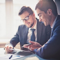 Минтруд России: работотодатель-микропредприятие вправе изменять типовую форму трудового договора