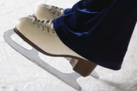 Катание на коньках: подходы судов к разрешению дел о возмещении ущерба при травмировании