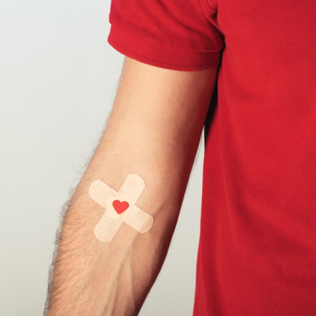 С 1 марта 2023 года вводятся правила передачи донорской крови и компонентов фармацевтическим производителям