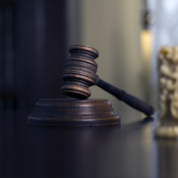 Судебная неустойка может быть назначена в том числе на случай неисполнения решения суда по спору административного характера