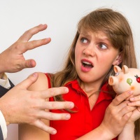 Заемщиков предупредят о рисках закредитованности