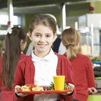 Оценить качество горячего питания для младших школьников можно на портале госуслуг