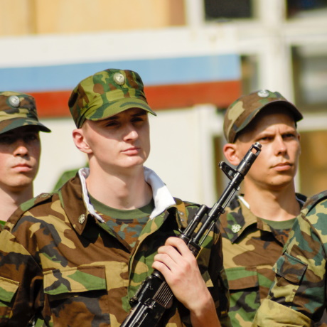 Молодым специалистам оборонной отрасли могут предоставить отсрочку от армии