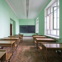 К 2025 году планируется полностью перейти на обучение школьников в одну смену  ГАРАНТ.РУ: http://www.garant.ru/news/640398/#ixzz3q2equal8