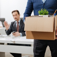 При выдаче трудовых книжек организация должна исчислить НДС