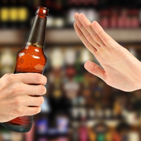 Региональным властям могут разрешить вводить ограничения на продажу алкоголя лицам моложе 21 года