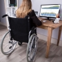 ВС РФ: обустраивать рабочие места для инвалидов – только специальными средствами!