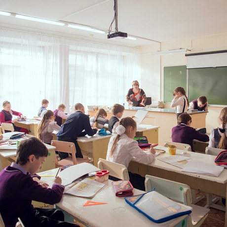 Член ОП РФ считает, что отбор охранных организаций в школы по конкурсу не обеспечивает безопасность школьников и учителей