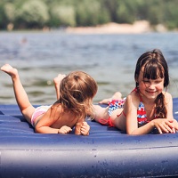 Правительство Москвы выделило дополнительные путевки для организации летнего отдыха детей-льготников 
