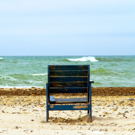 Определите сроки и правила получения оплачиваемого отпуска после трудоустройства