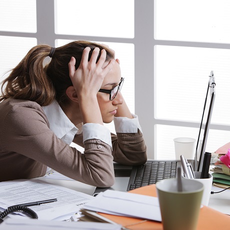 Работодатель вправе сам отменить незаконное дисциплинарное взыскание