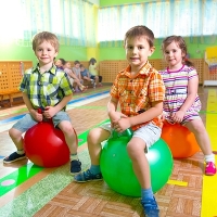 В ближайшие три года в Москве будет построено 32 поликлиники, 21 больничный корпус, 64 школы и пристройки к школам и 55 детских садов
