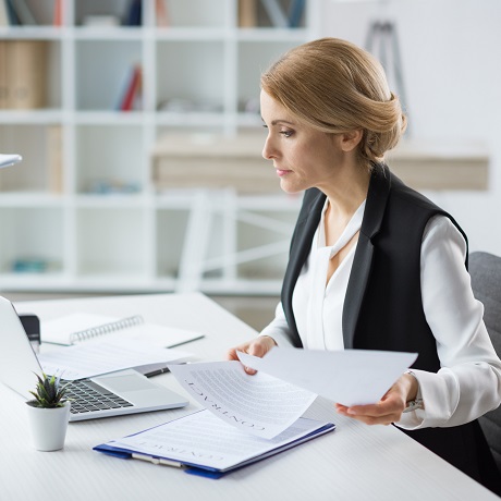 Определен порядок выплаты возмещения туристу при заключении туроператором более одного договора страхования ответственности