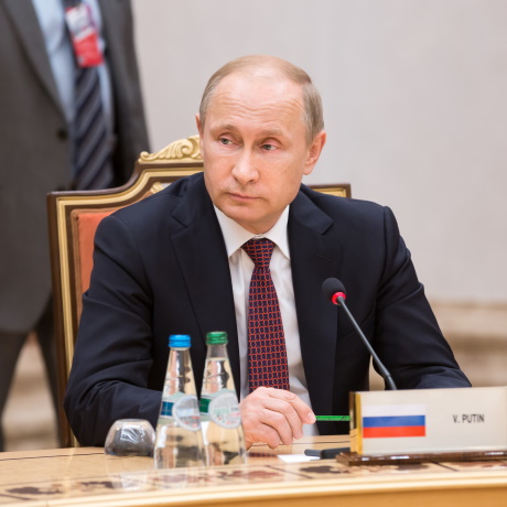 Опубликованы 26 федеральных законов, подписанных Президентом РФ