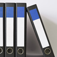 Разъяснено, куда перечислять НДФЛ с доходов работников ИП, который совмещает два спецрежима