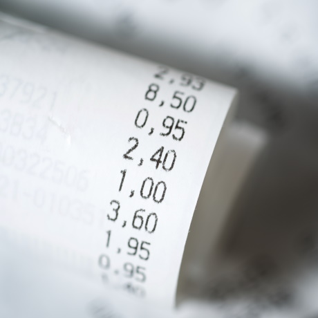 Потребителям напомнили про способы хранения электронных кассовых чеков