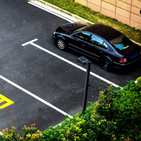 На отдельных улицах в центре столицы введен дифференцированный тариф платной парковки