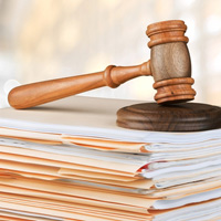 Иностранным юридическим фирмам могут запретить принимать участие в арбитражном и гражданском судопроизводстве