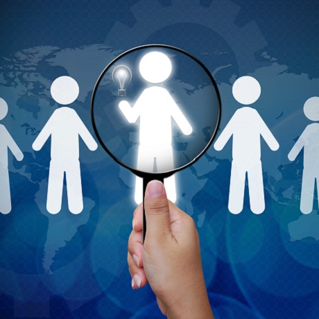 Правительство РФ продлило временный порядок трудоустройства некоторых категорий граждан до конца 2023 года