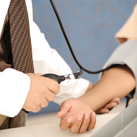 Утверждены правила проведения обязательных предварительных и периодических медосмотров