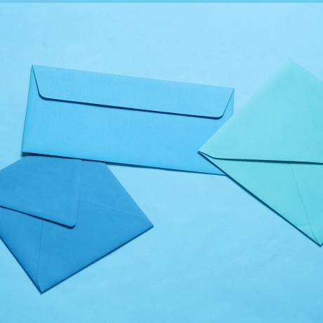 Можно ли за счет средств ОМС приобрести почтовые марки и конверты