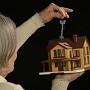 Налоговый вычет не предоставляется при покупке недвижимости у родителей, супруга и других близких родственников