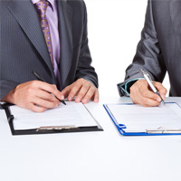 В контрактах появится обязательное условие о замене обеспечения исполнения контракта в случае отзыва лицензии у банка, предоставившего гарантию