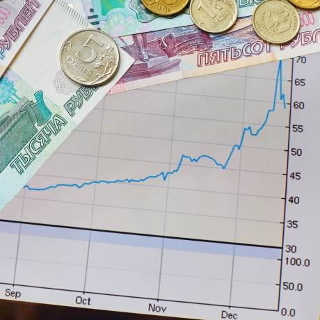 Правительство РФ продлило требование об обязательной продаже валютной выручки