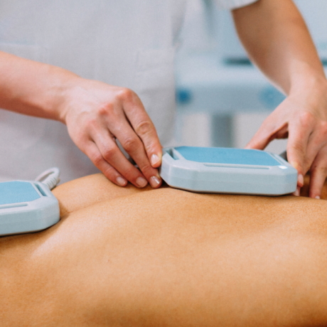 Работника нельзя наказать за прогул, если он проходит в рабочее время медицинские процедуры