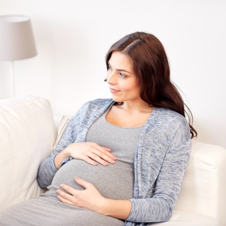 Максимальный размер пособия по беременности и родам вырастет до 955 тыс.