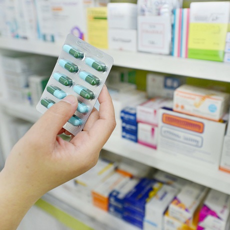 Рекламу лекарств по радио и телевидению могут запретить