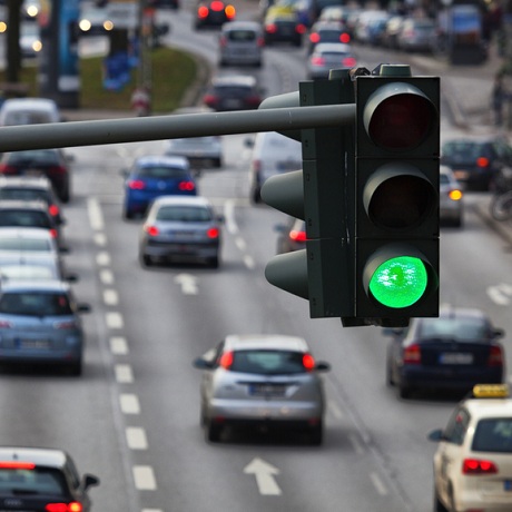 Работникам транспортной безопасности могут разрешить регулировать дорожное движение