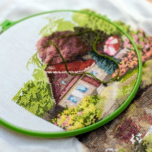 Компания stitch.su предлагает авторские схемы вышивки крестом