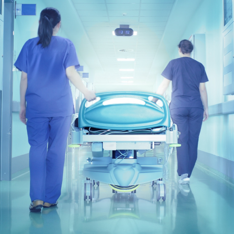 Больницу обязали вернуть СФР незаконно назначенную соцвыплату главной медсестре