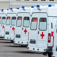 Определены единственные исполнители при закупке Минпромторгом России автомобилей скорой медицинской помощи и школьных автобусов в 2018 году