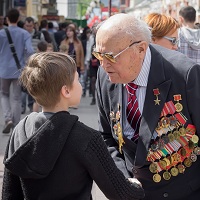 Московские ветераны получат по 10 тыс. руб. в честь 77-й годовщины Битвы под Москвой