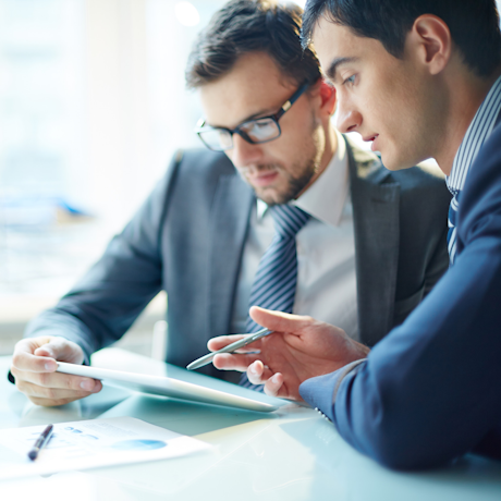 Трудовой договор с руководителем структурного подразделения надо скорректировать