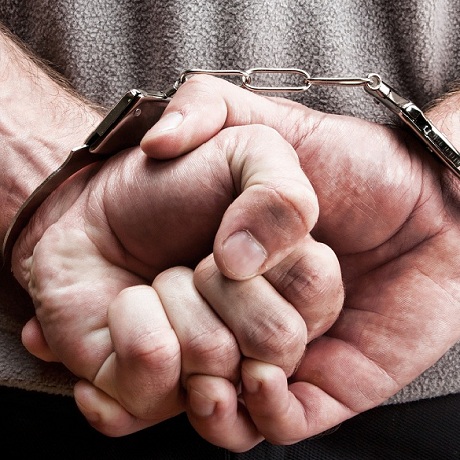 Заочный арест обвиняемых может стать возможным при их объявлении в межгосударственный розыск