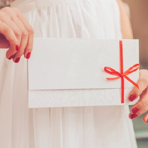 Как правильно оформить подарочный сертификат в салон красоты