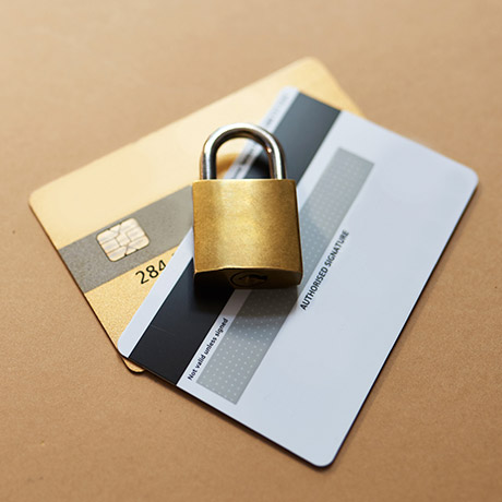 Следствие сможет блокировать операции на счетах и балансе телефона в рамках дела