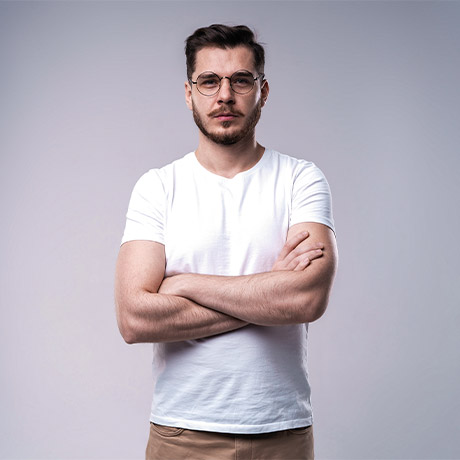 Суд признал увольнение не выходившего на связь удаленщика незаконным