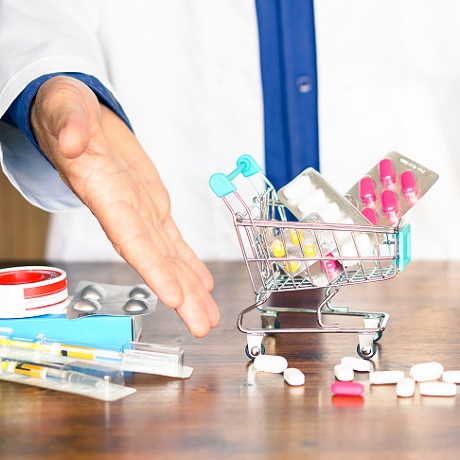 Минздрав России ответил на вопросы, возникающие у заказчиков при применении типового контракта на поставку лекарственных препаратов