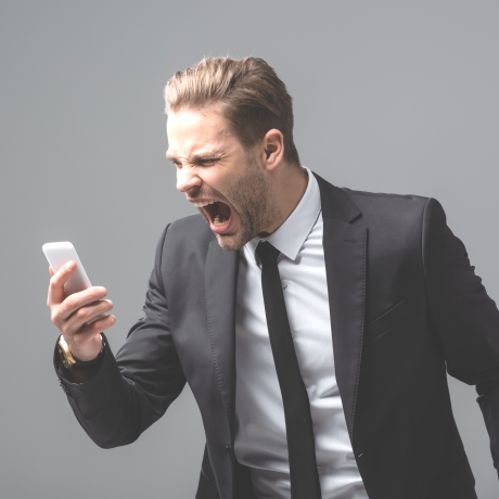 Может ли написание заявления об увольнении по собственному желанию быть условием приема на работу?