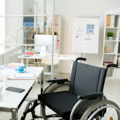 Штрафы за нарушение работодателем обязанности по квоте для инвалидов повысят