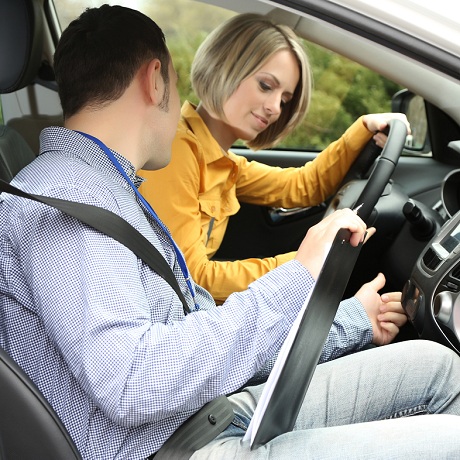 Установлен порядок согласования программ обучения водителей в автошколах