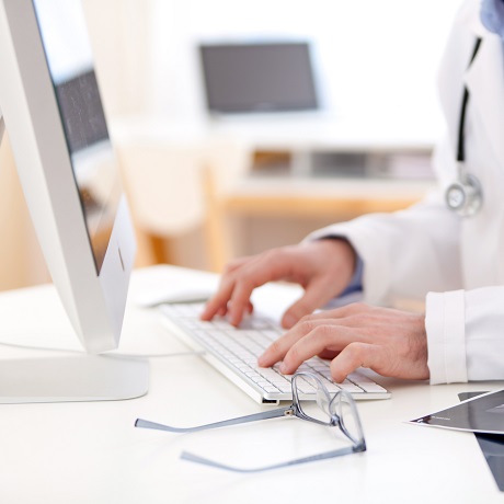 С 2021 года на сайте Росздравнадзора будут размещаться данные из реестра лицензий в режиме реального времени