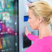 Минфин России обосновал необходимость применения ККТ в торговых автоматах